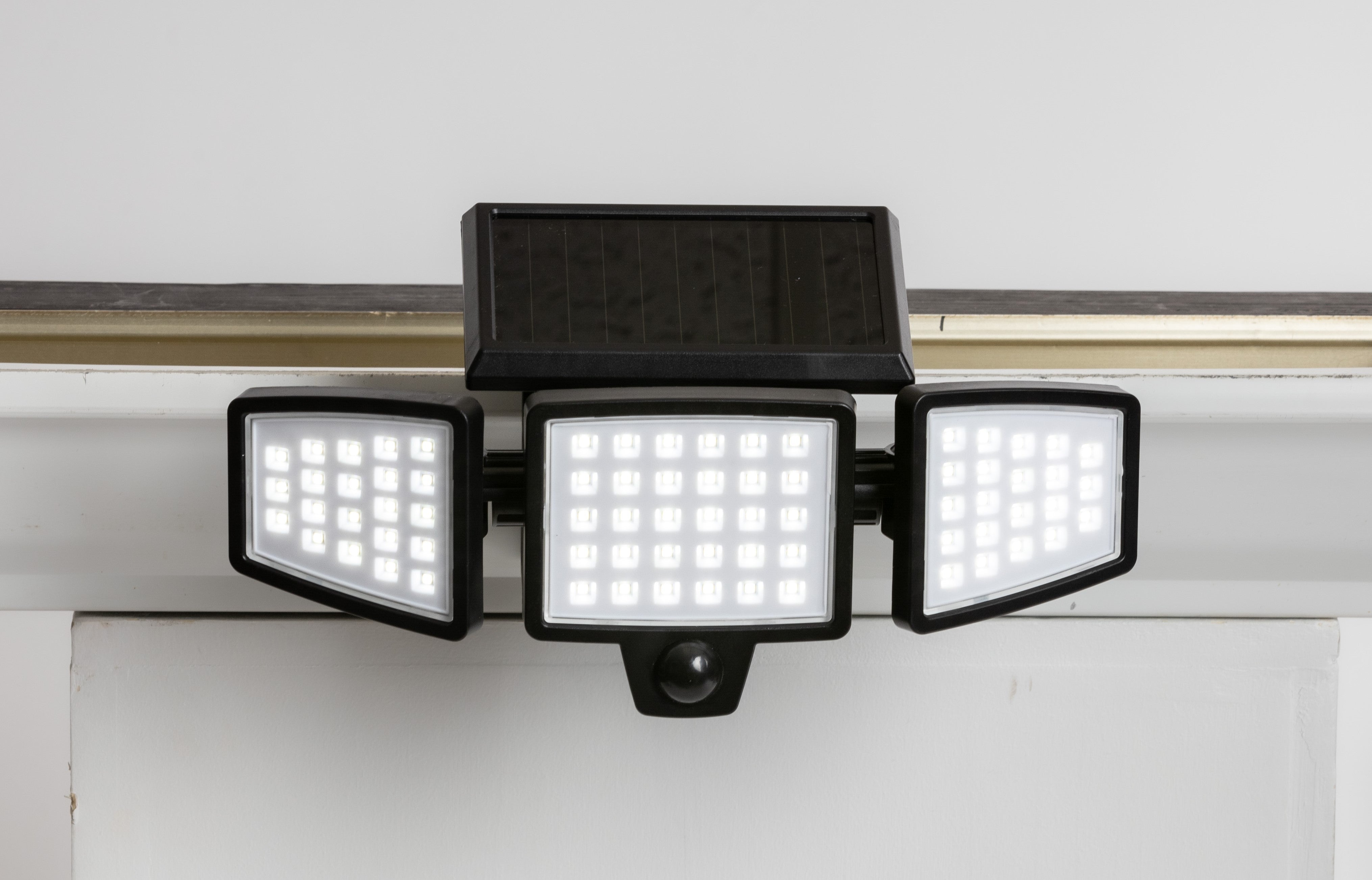 Gutter Mounted Solar Security Light – Insert Solar Lights